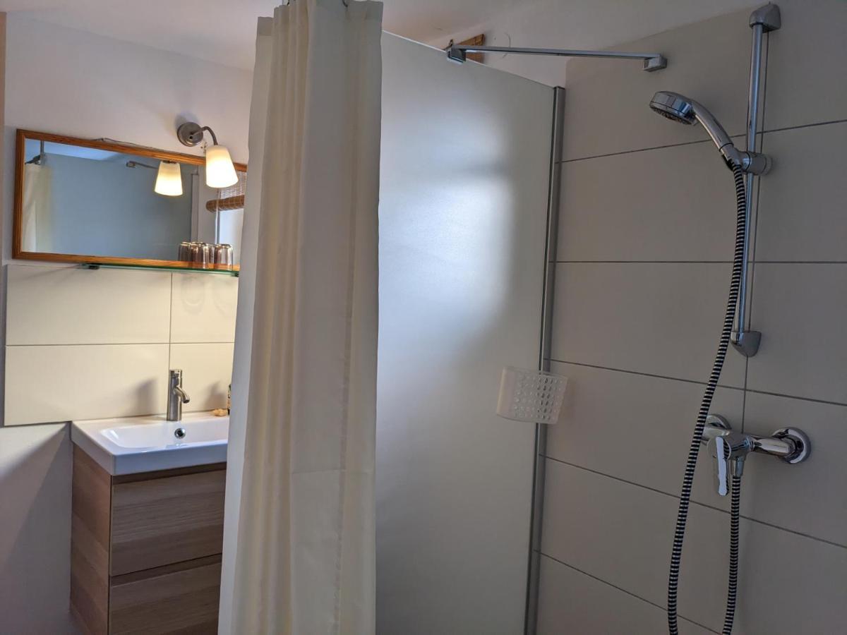 Spatzennest Und Rabennest Sugenheim ภายนอก รูปภาพ